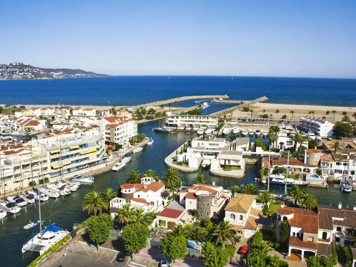 Holiday Home Requesens By Interhome Empuriabrava